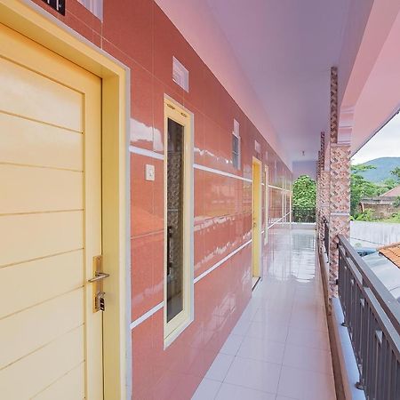 Reddoorz Syariah @ Tambak Mekar Street Subang Ξενοδοχείο Djalantjagak Εξωτερικό φωτογραφία