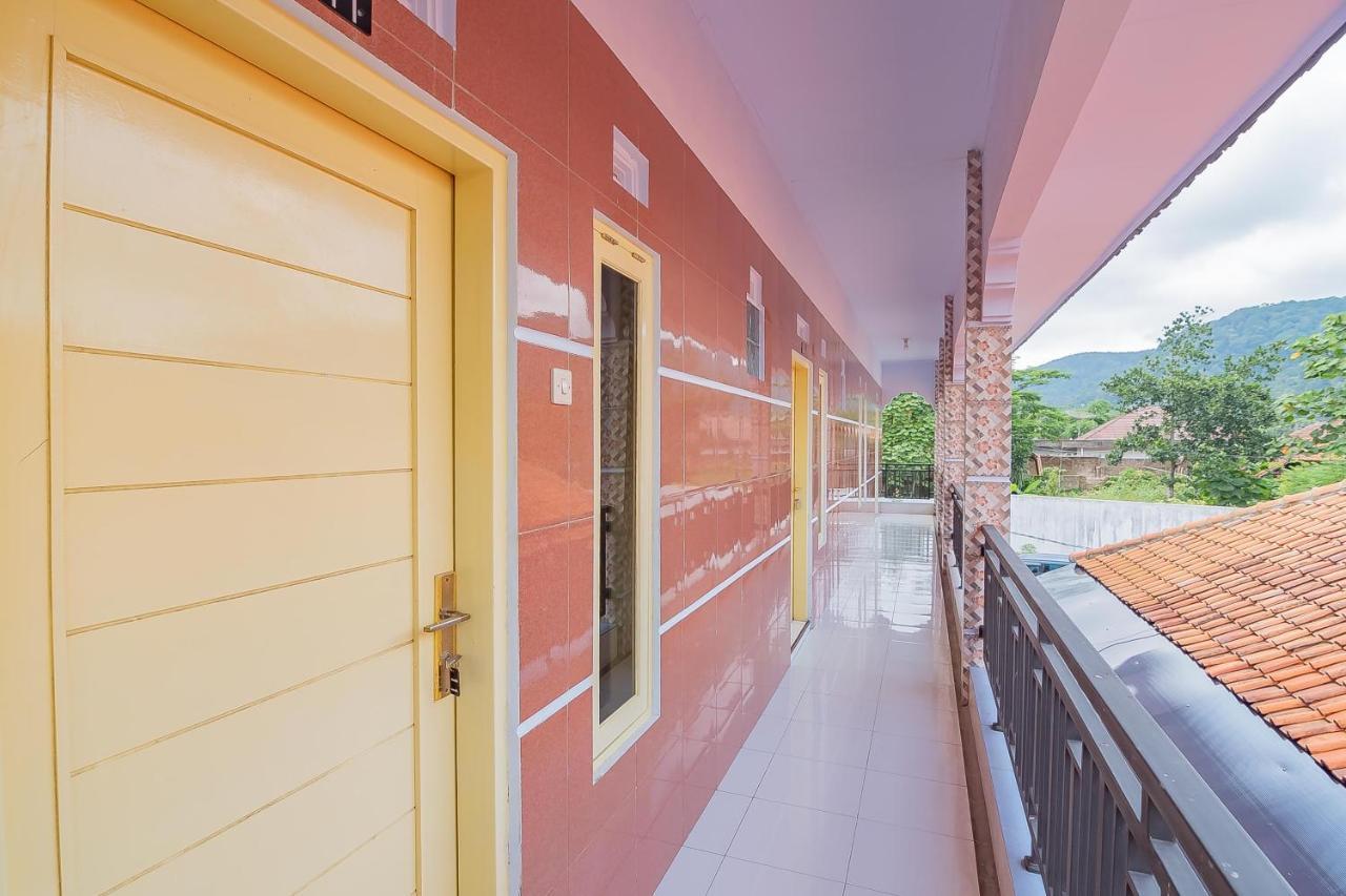 Reddoorz Syariah @ Tambak Mekar Street Subang Ξενοδοχείο Djalantjagak Εξωτερικό φωτογραφία