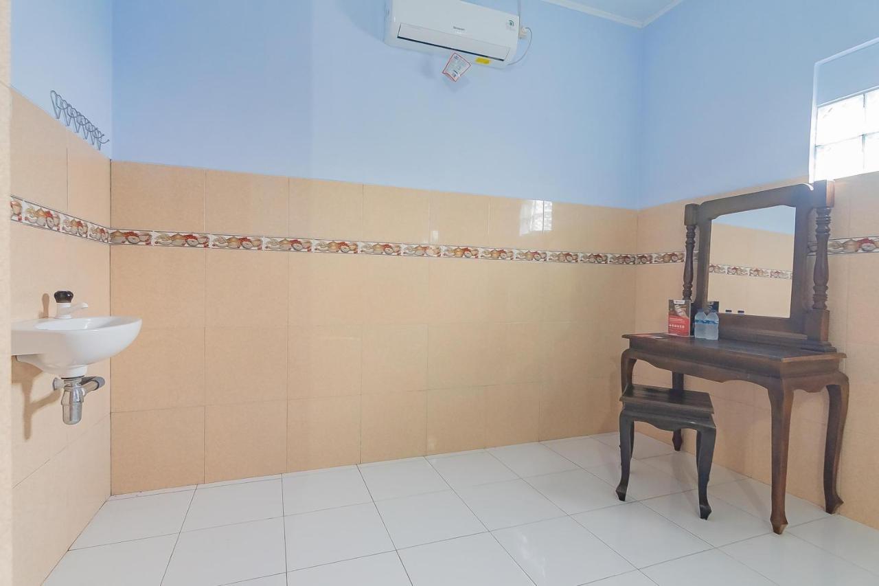 Reddoorz Syariah @ Tambak Mekar Street Subang Ξενοδοχείο Djalantjagak Εξωτερικό φωτογραφία